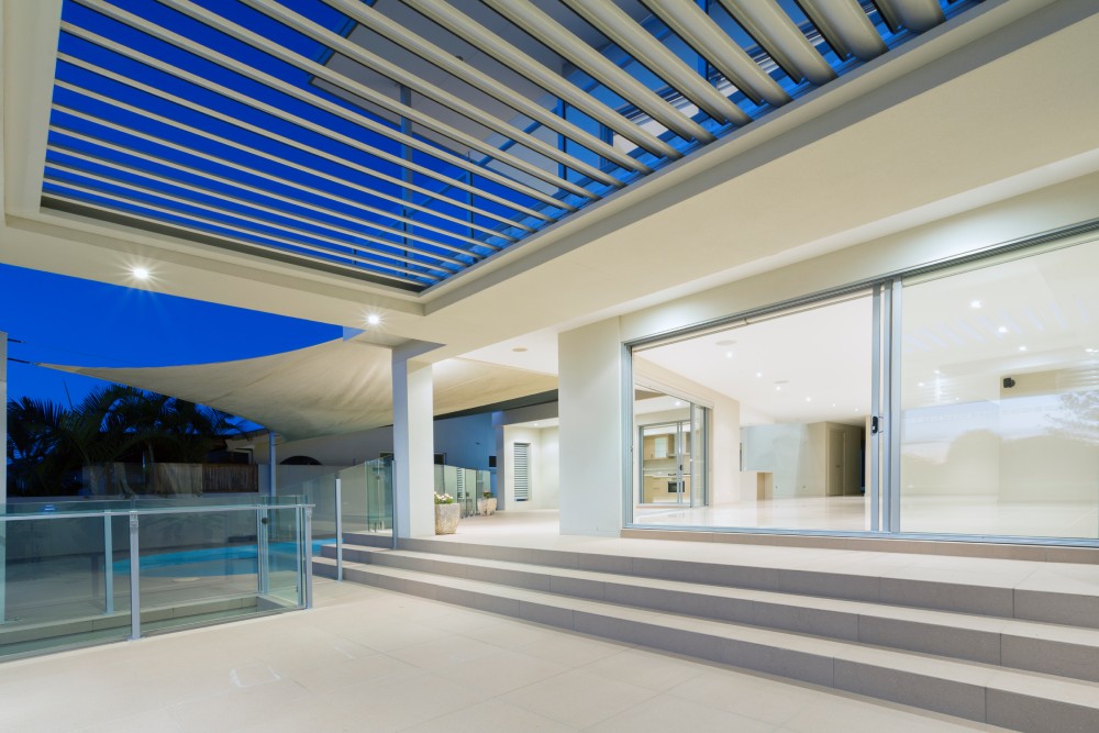 Best louvered roof for patio Image