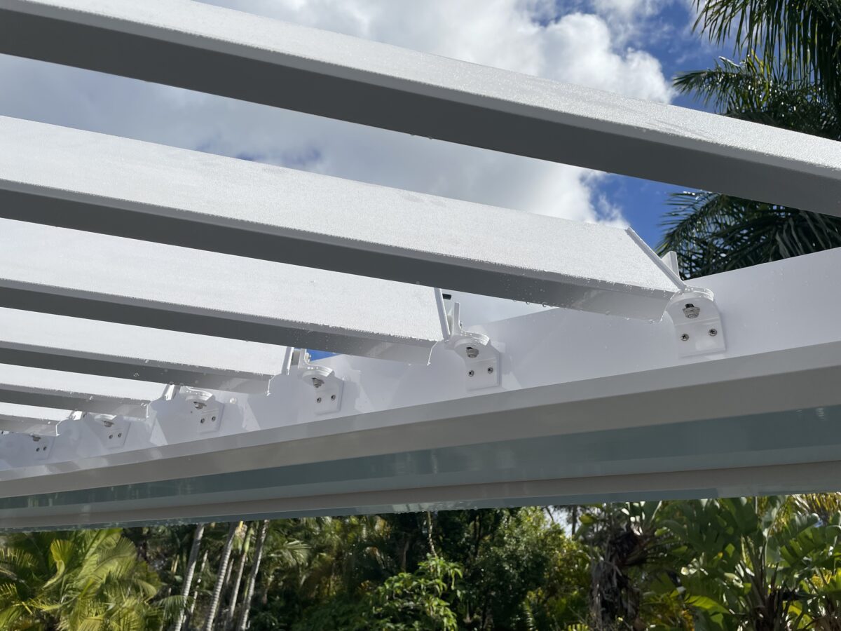 VIVID Louvred Opening Roof System (26) Image