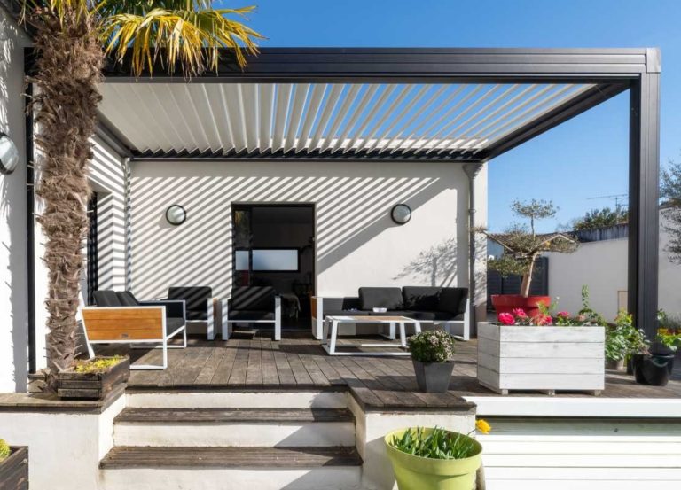 Average Pergola Height Image