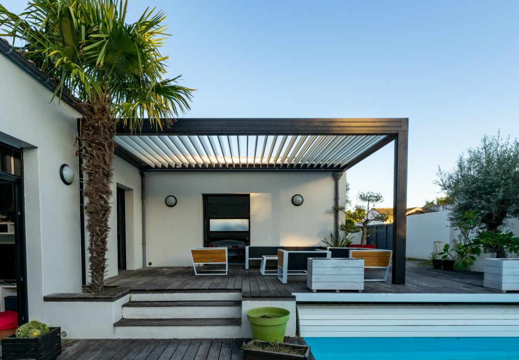 Outdoor Shade Structure